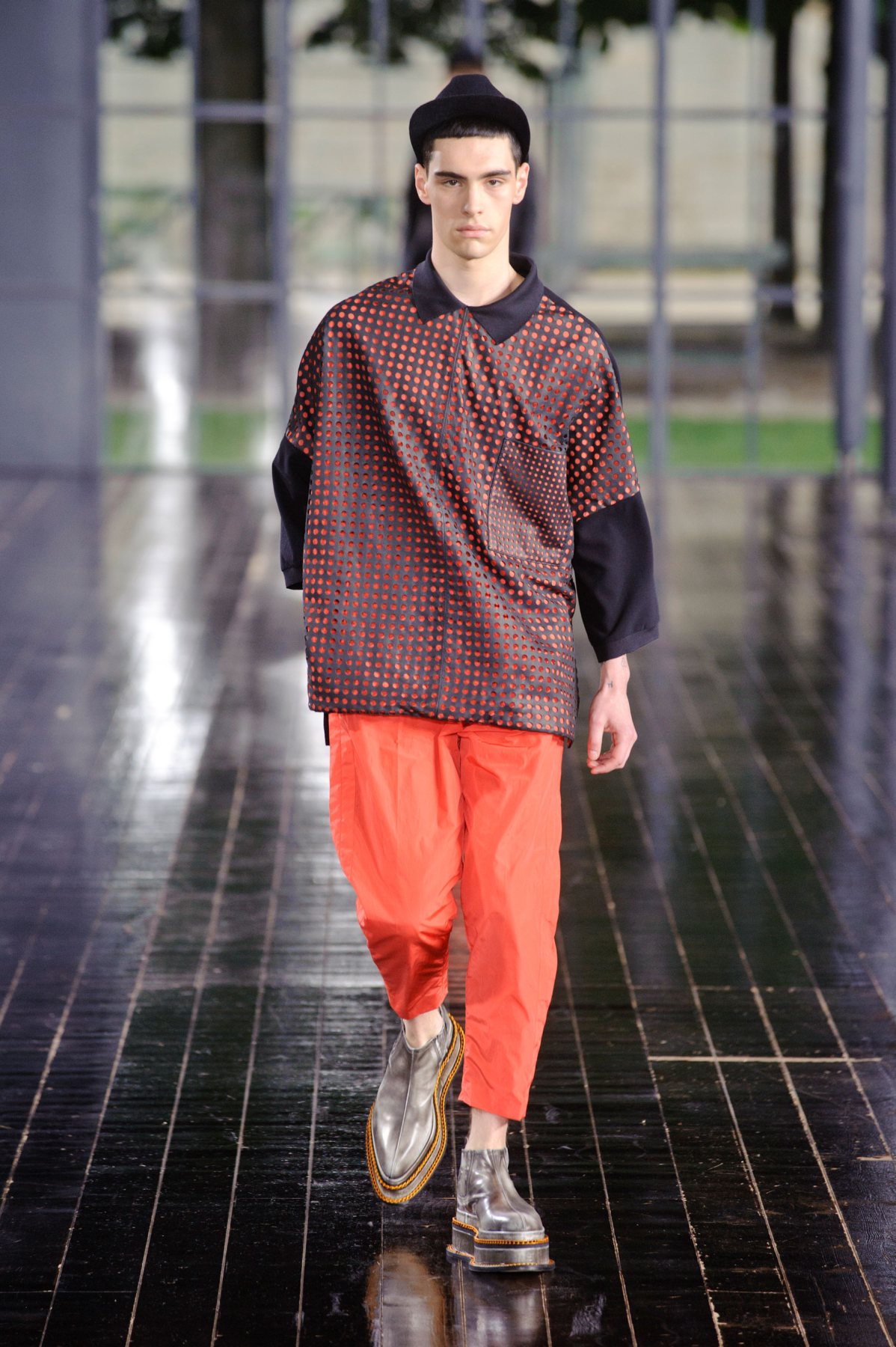 desfile-galliano-paris-men-ss2014-17