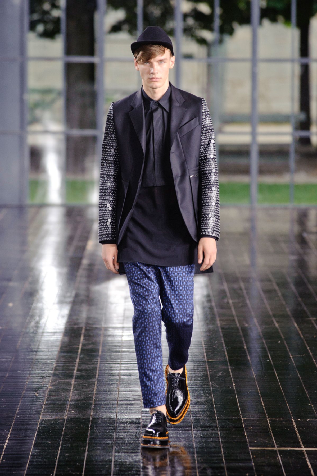 desfile-galliano-paris-men-ss2014-36