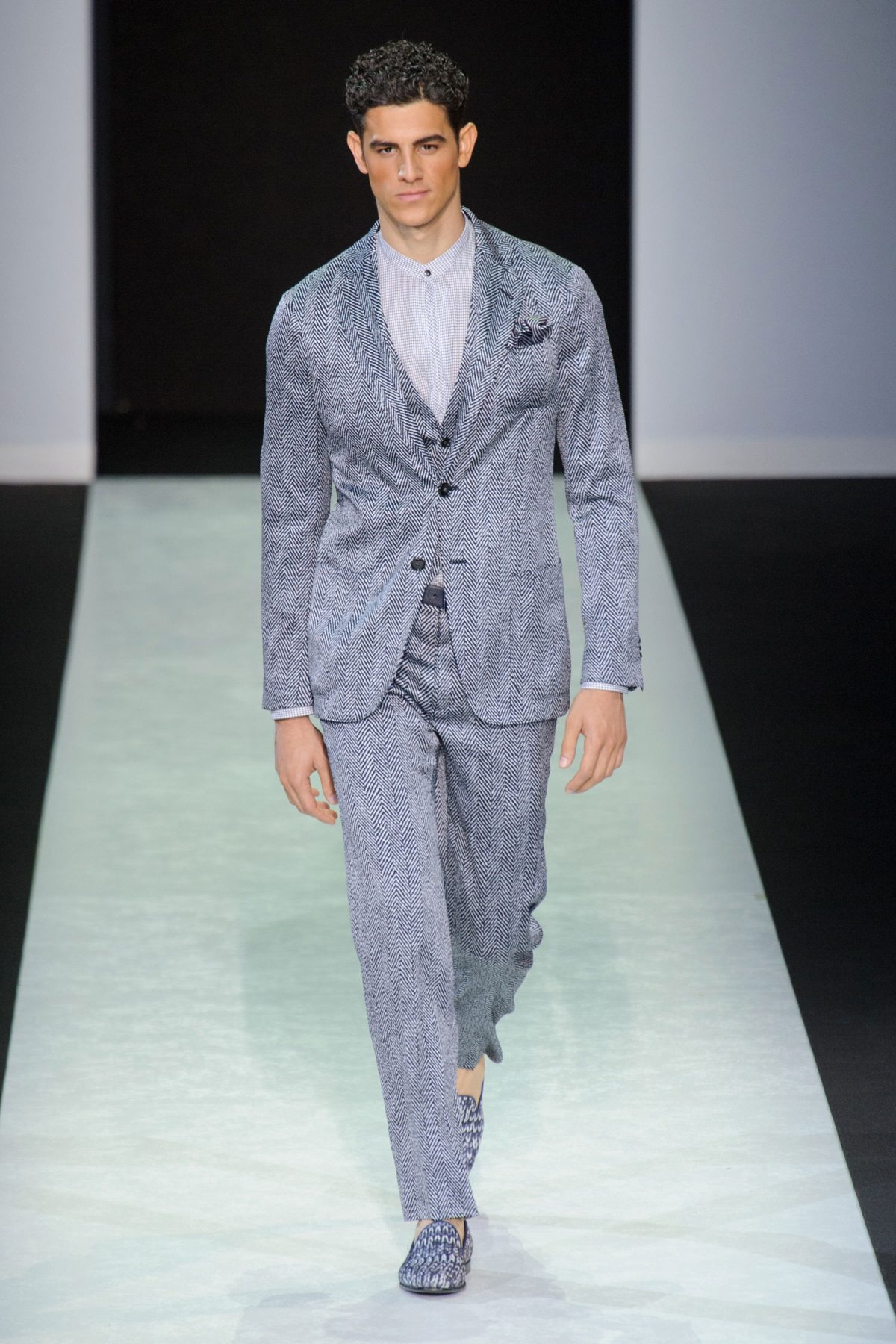 desfile-giorgio-armani-verao2014-milao-men-50