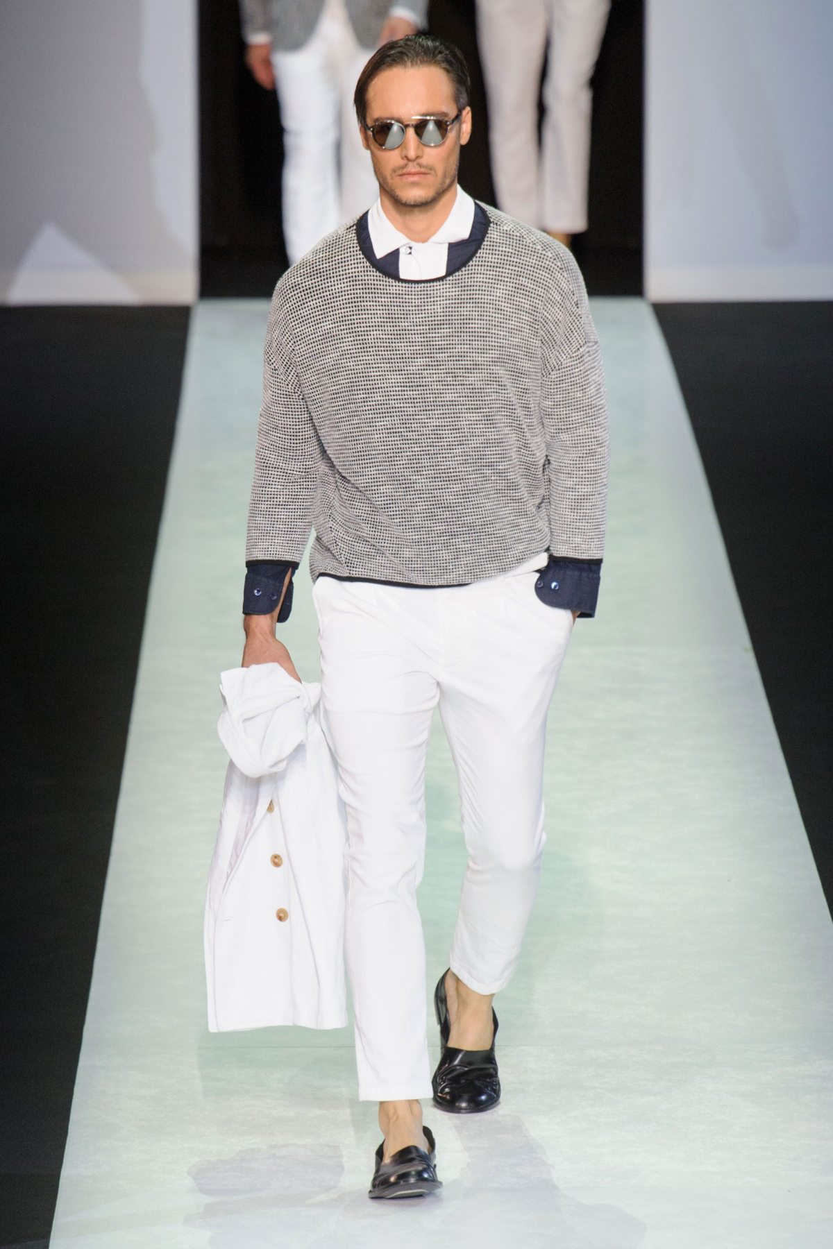 desfile-giorgio-armani-verao2014-milao-men-57