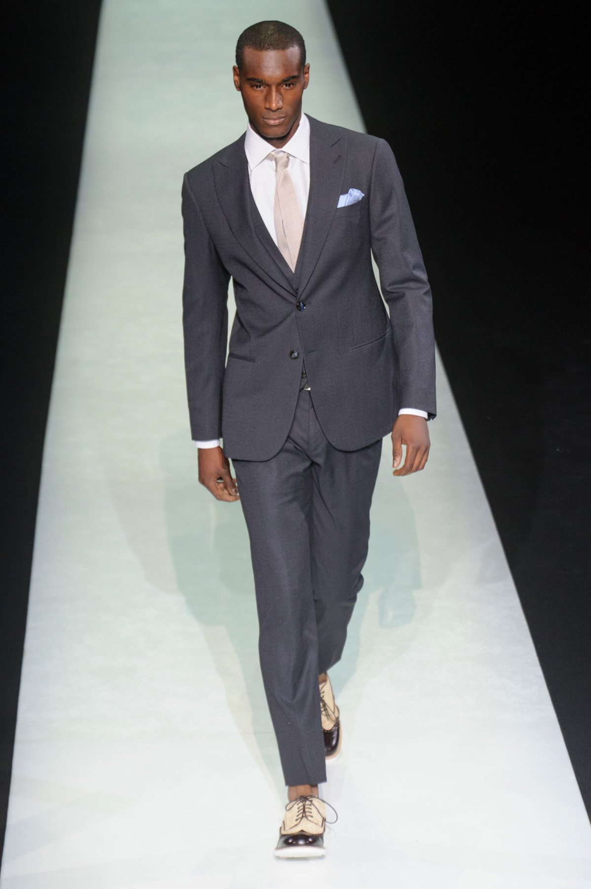 desfile-giorgio-armani-verao2014-milao-men-70