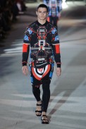 desfile-givenchy-paris-men-ss2014-21