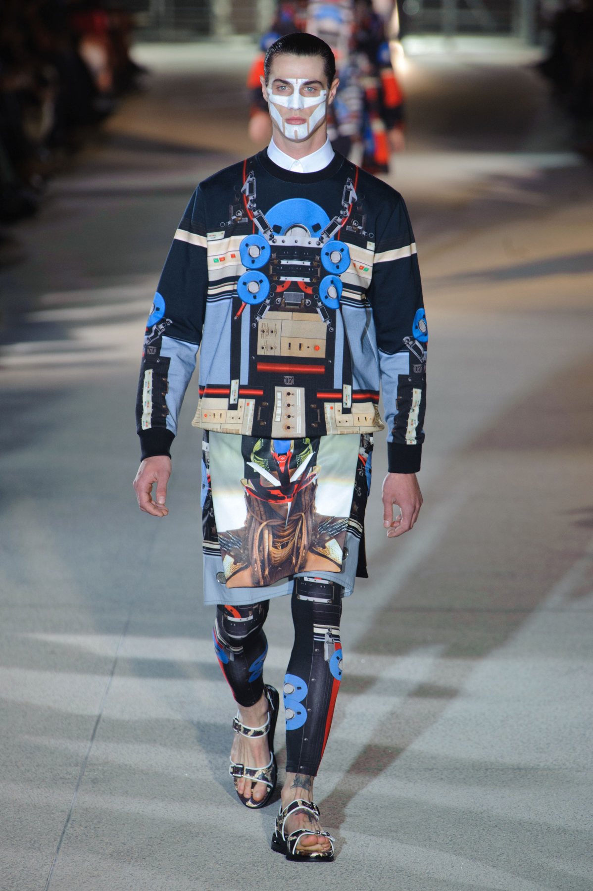 desfile-givenchy-paris-men-ss2014-25
