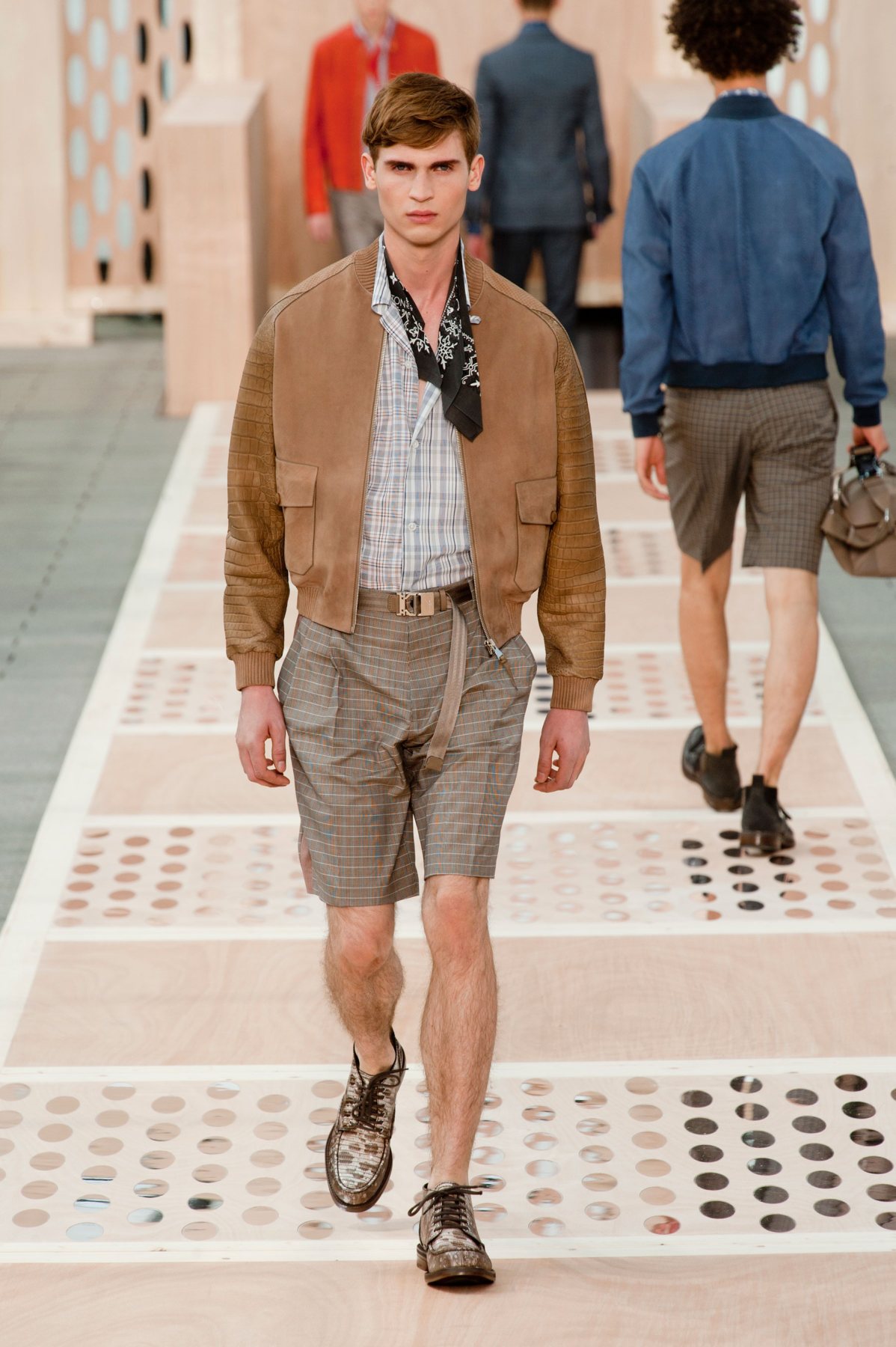 desfile-lv-paris-men-ss2014-21