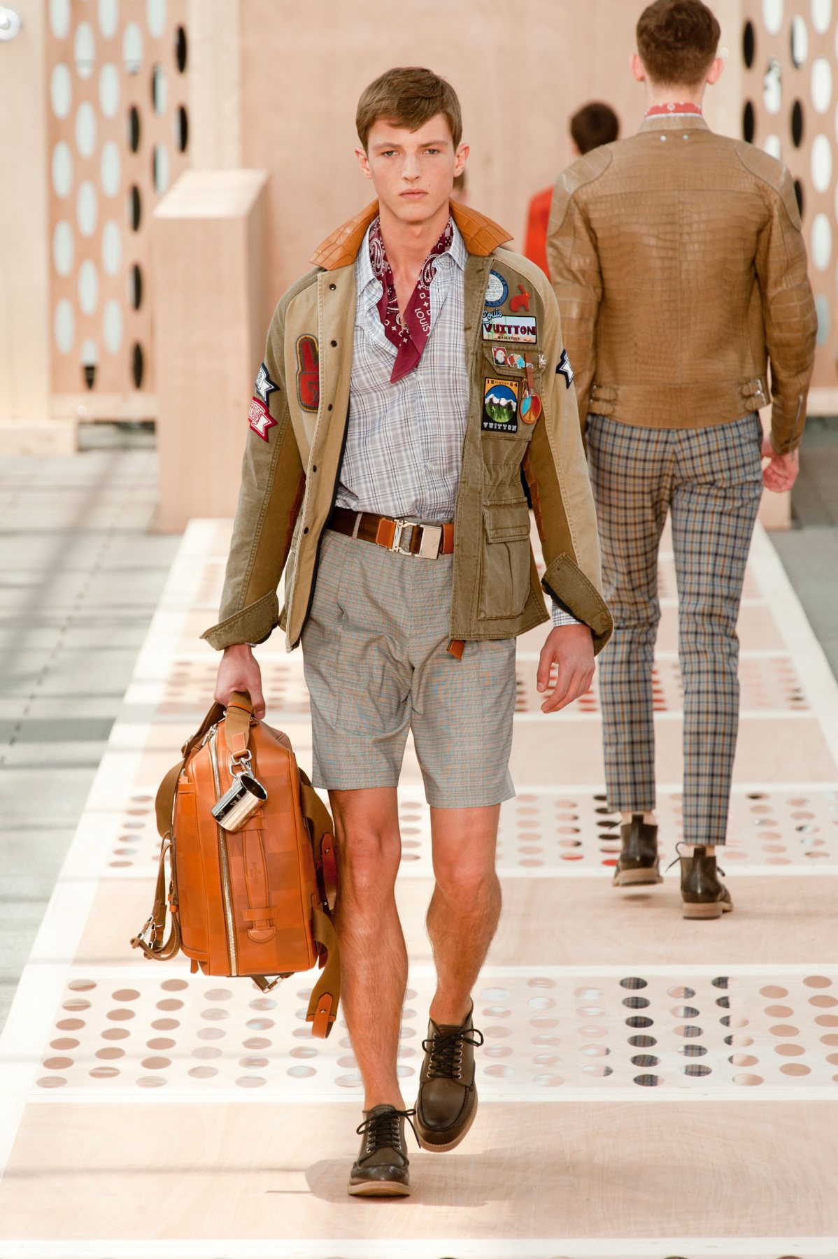 desfile-lv-paris-men-ss2014-24