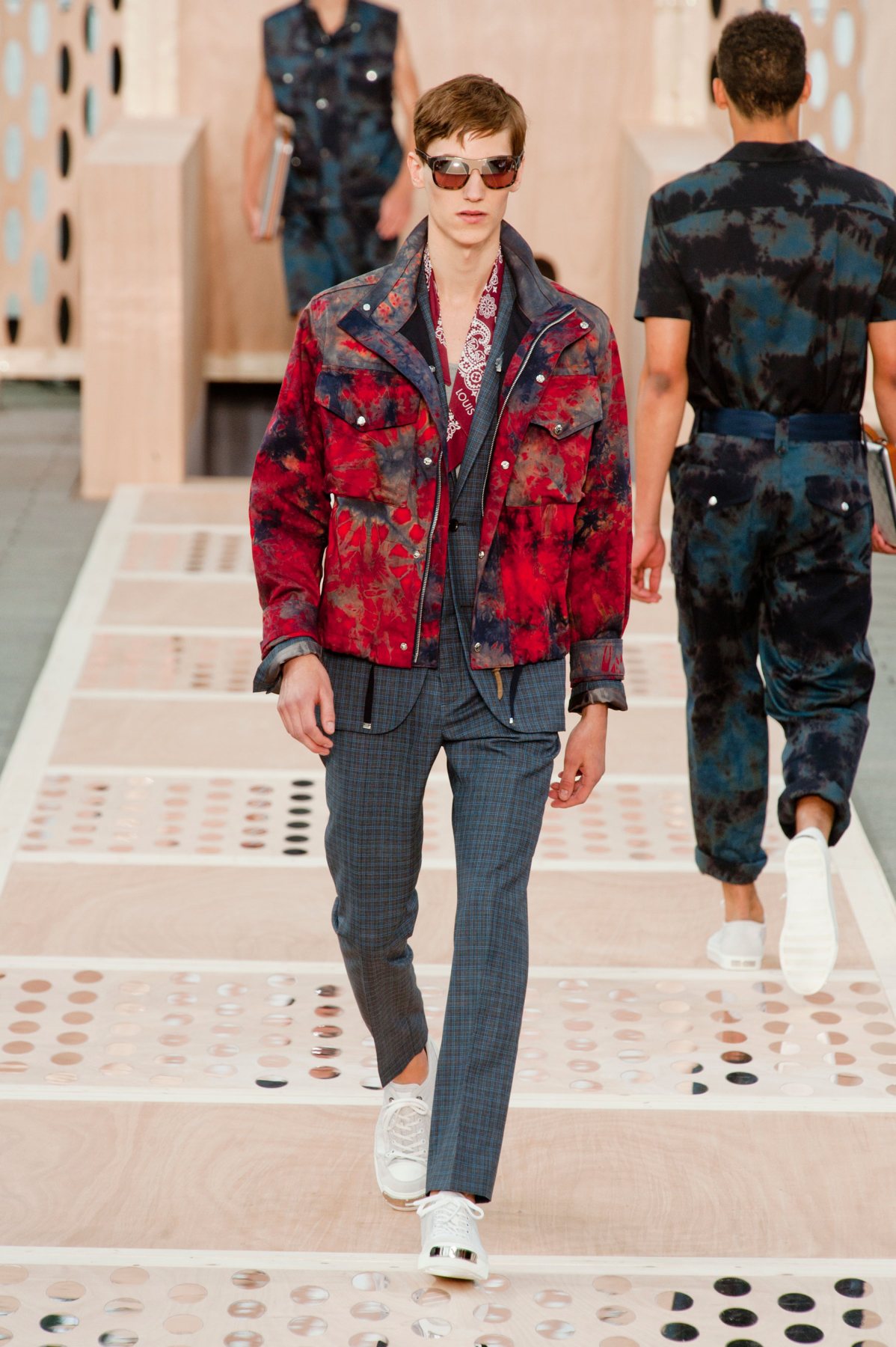desfile-lv-paris-men-ss2014-29
