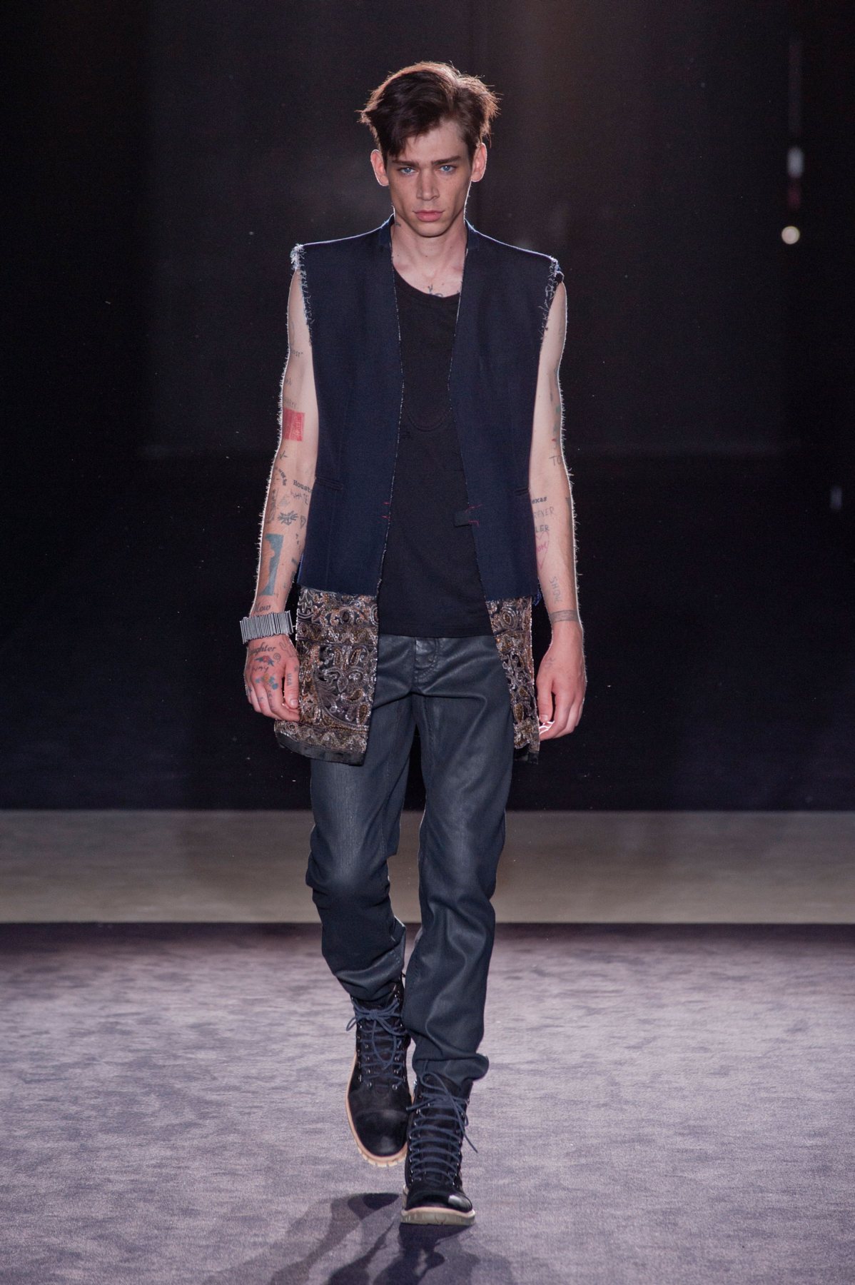 desfile-maison-martin-paris-men-ss2014-09