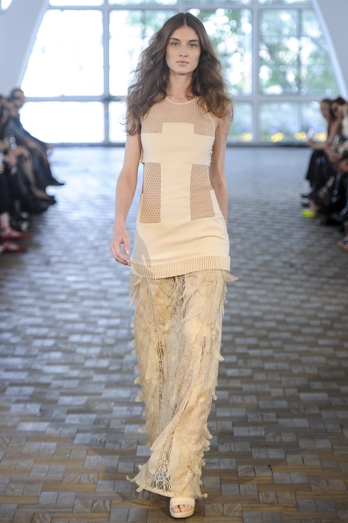 desfile-paula-raia-ss2014-01