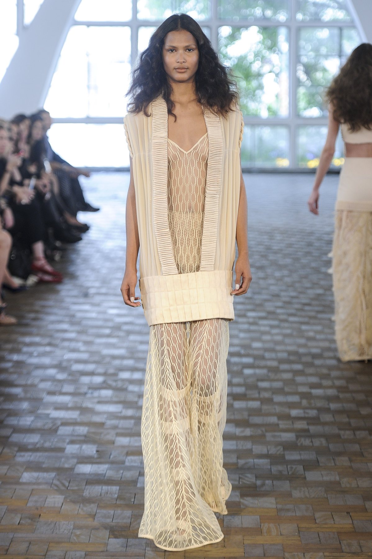 desfile-paula-raia-ss2014-04