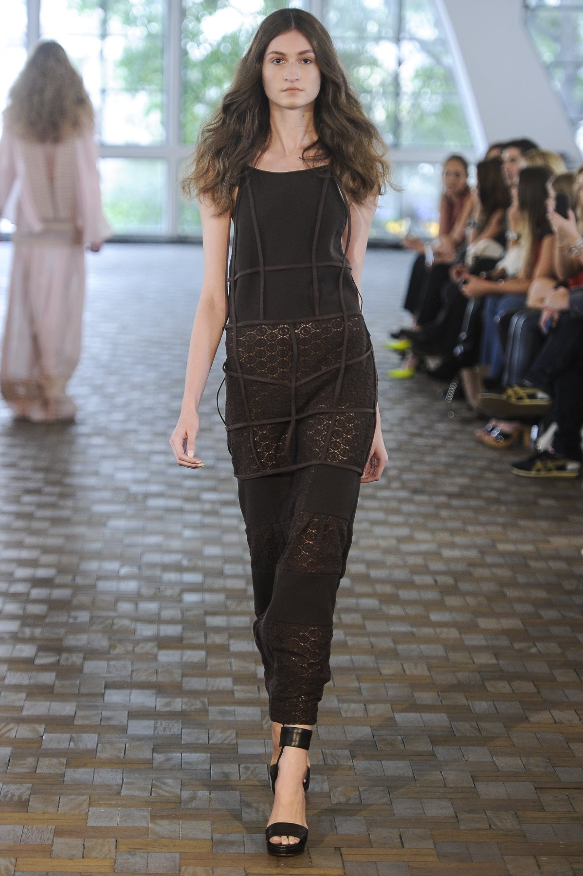 desfile-paula-raia-ss2014-12