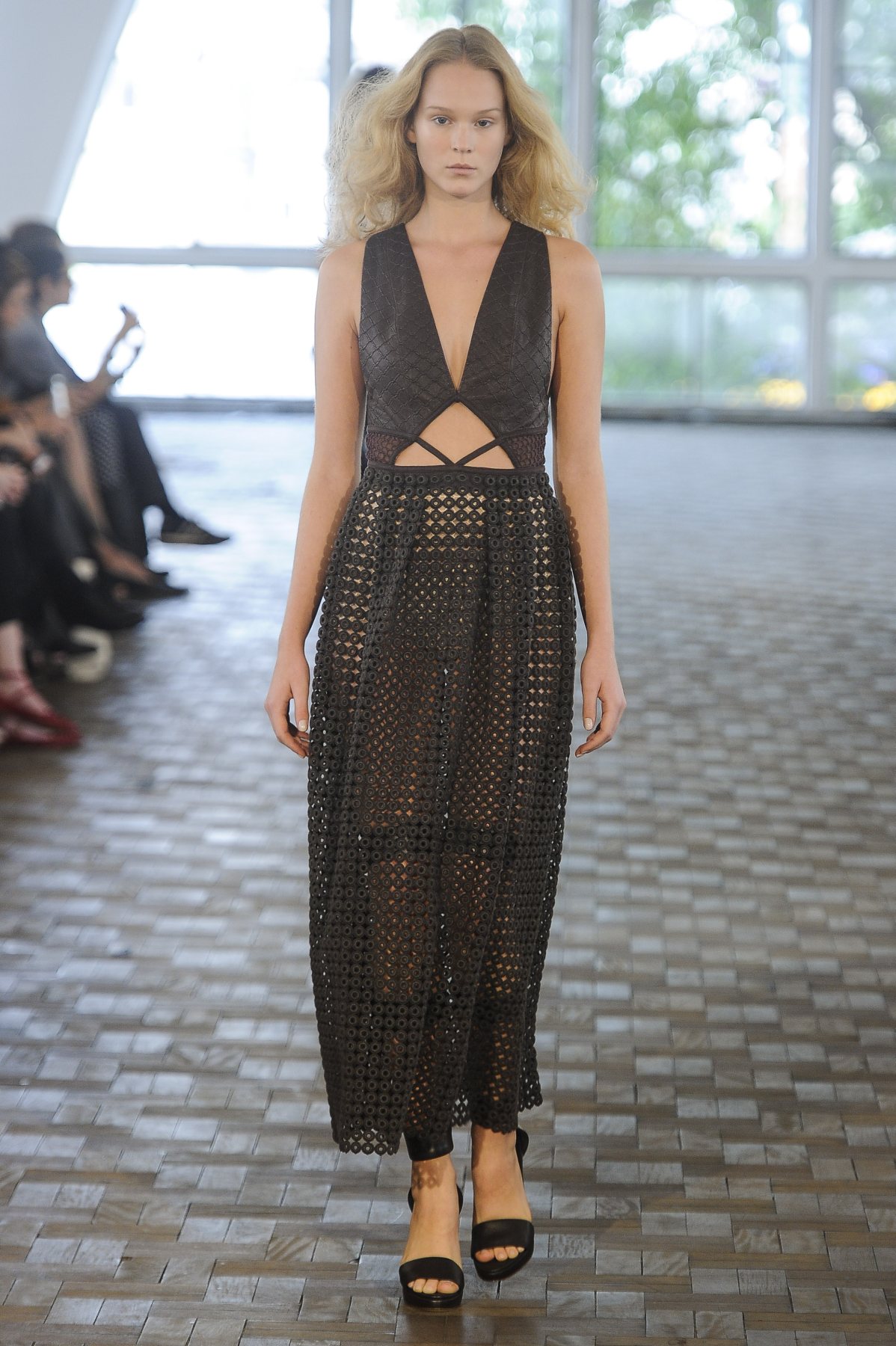 desfile-paula-raia-ss2014-16
