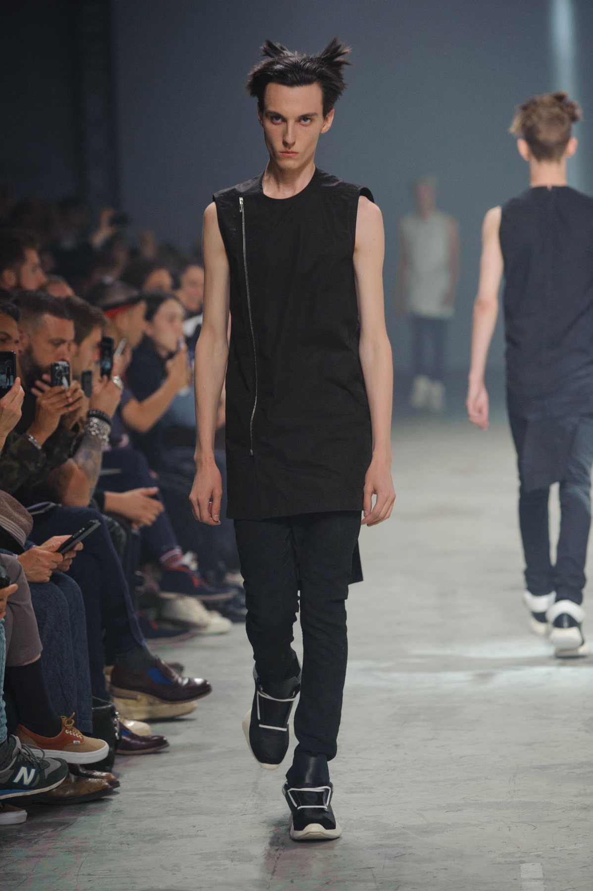 desfile-rick-owens-paris-men-ss2014-13