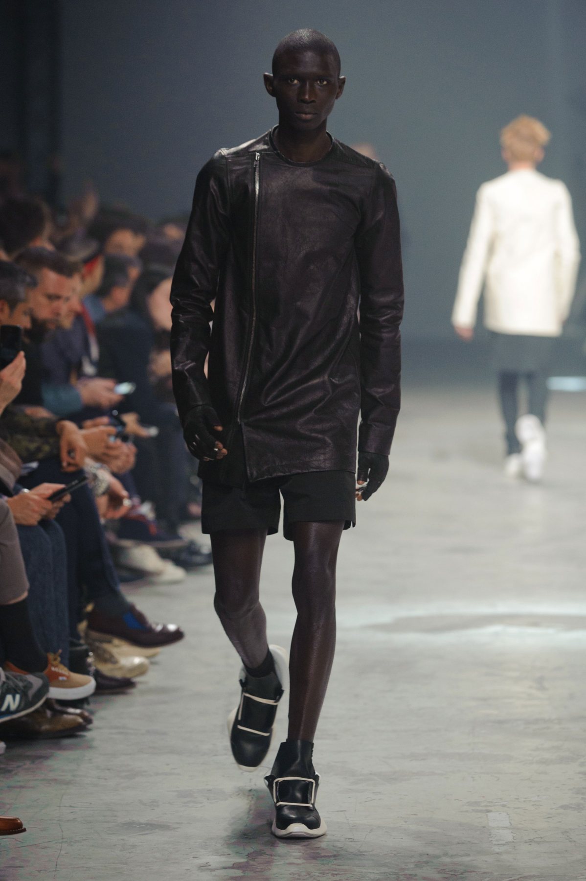 desfile-rick-owens-paris-men-ss2014-18