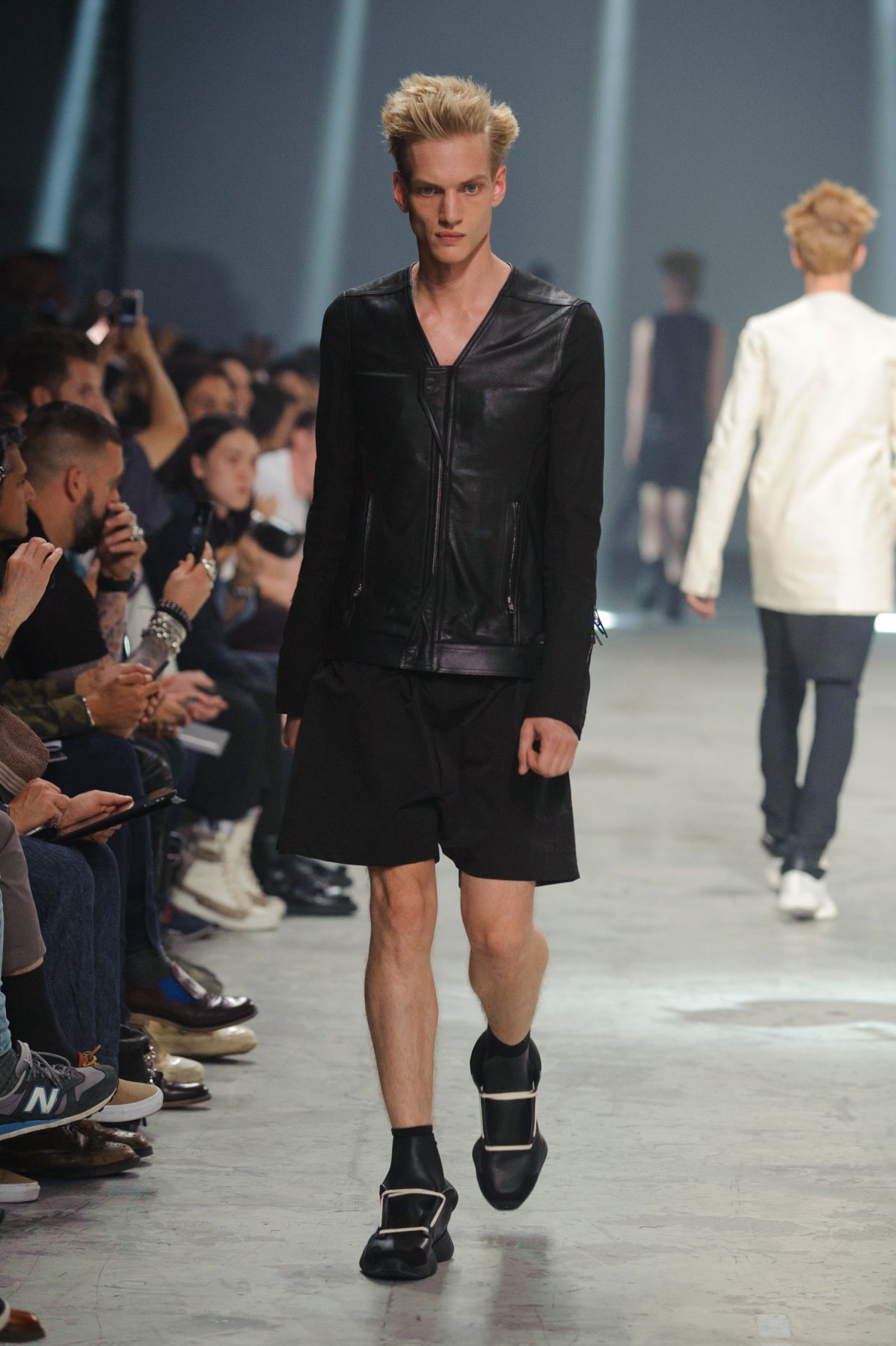 desfile-rick-owens-paris-men-ss2014-37