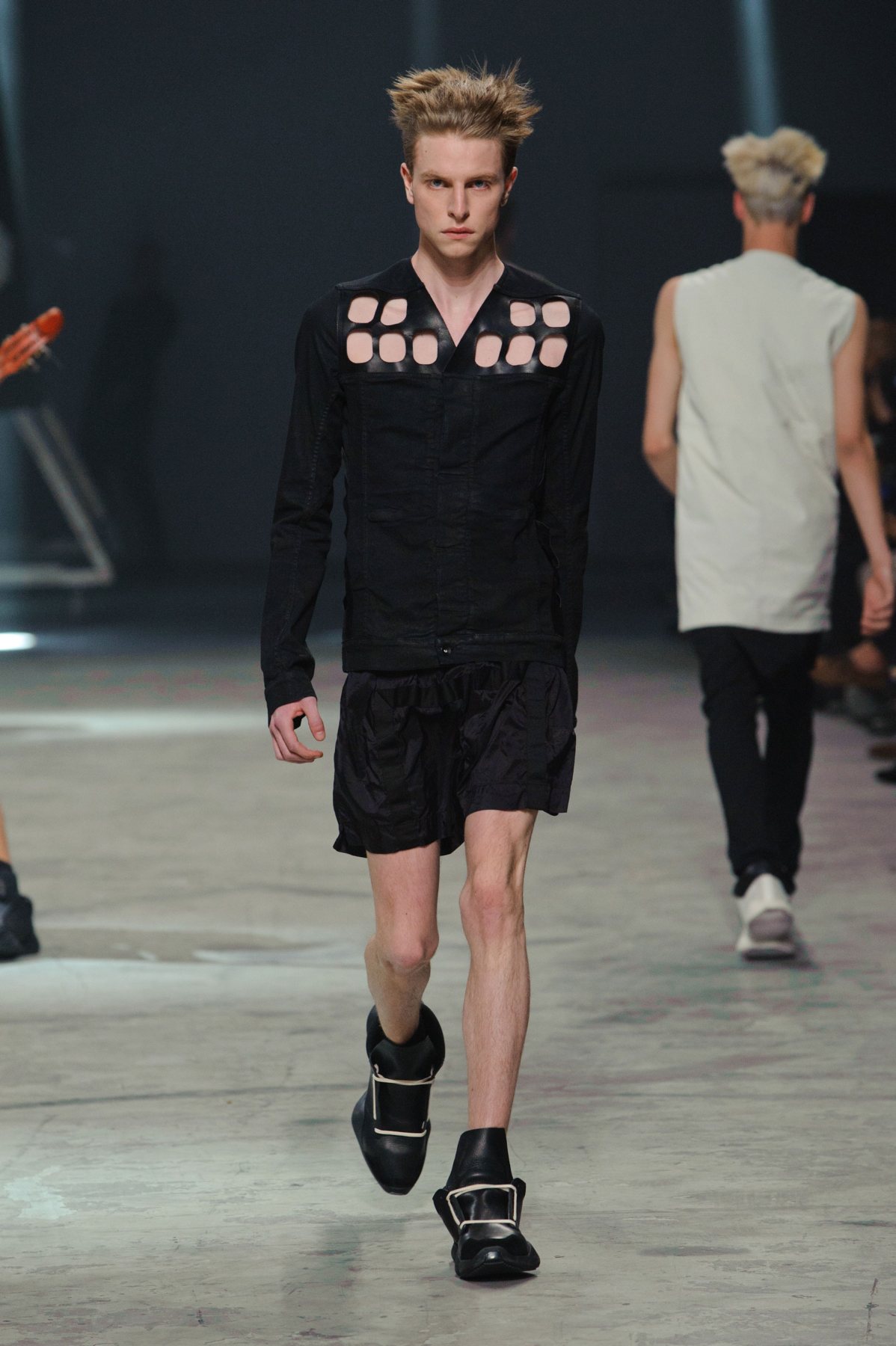 desfile-rick-owens-paris-men-ss2014-38