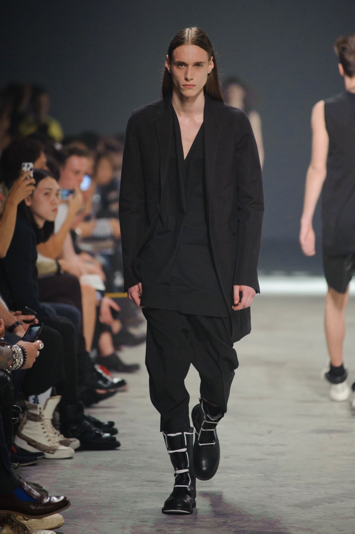 desfile-rick-owens-paris-men-ss2014-46