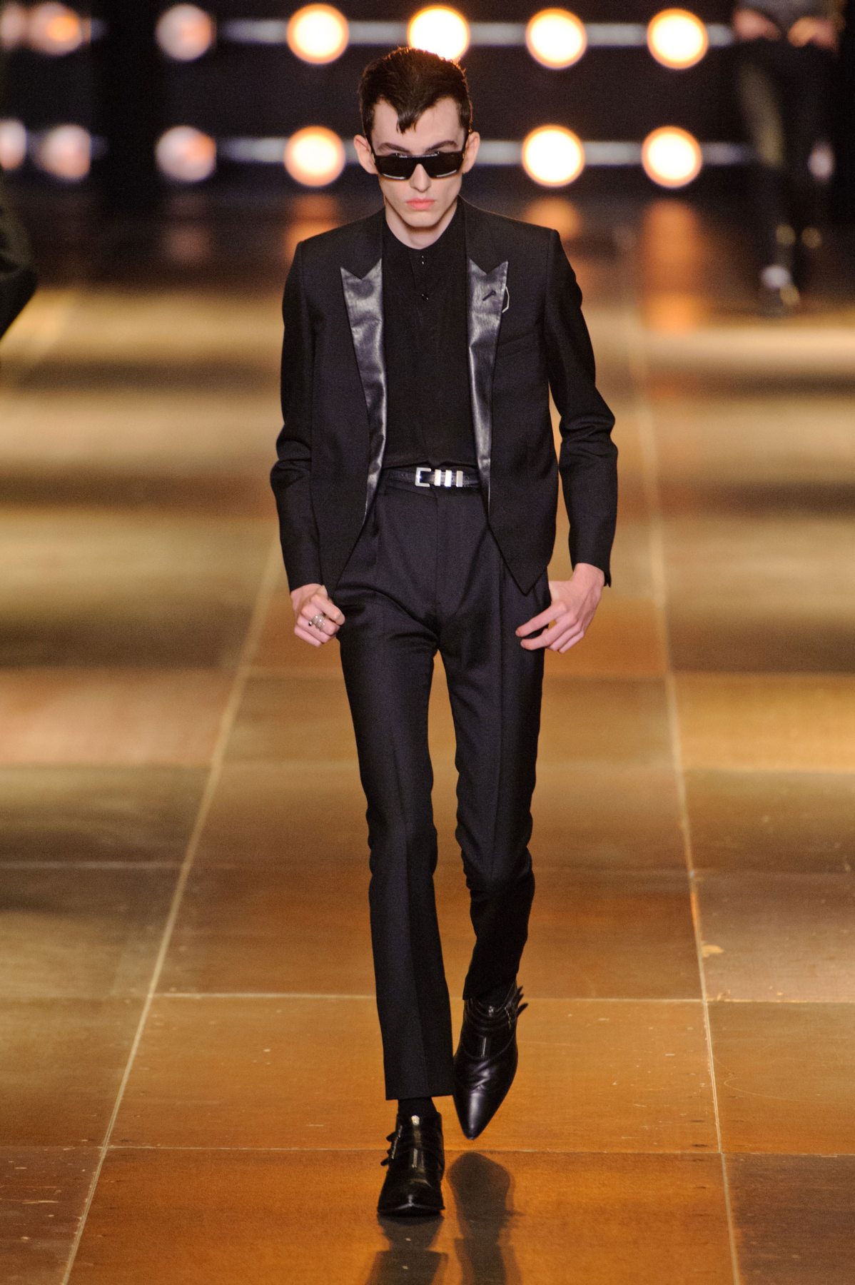 desfile-saint-laurent-verao2014-milao-men-14