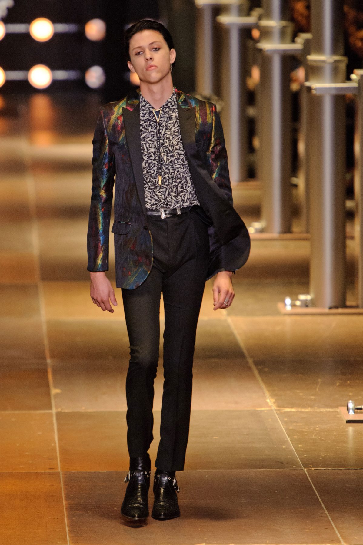 desfile-saint-laurent-verao2014-milao-men-23
