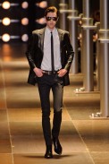 desfile-saint-laurent-verao2014-milao-men-33