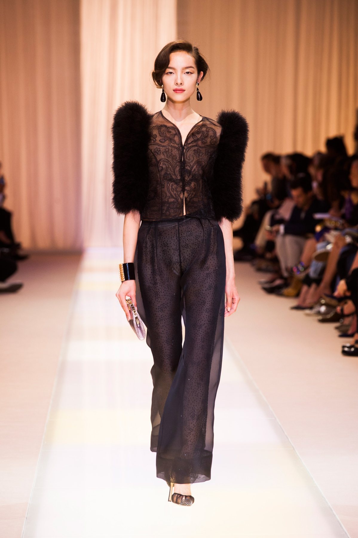 desfile-giorgio-armani-paris-inverno2014hc-25