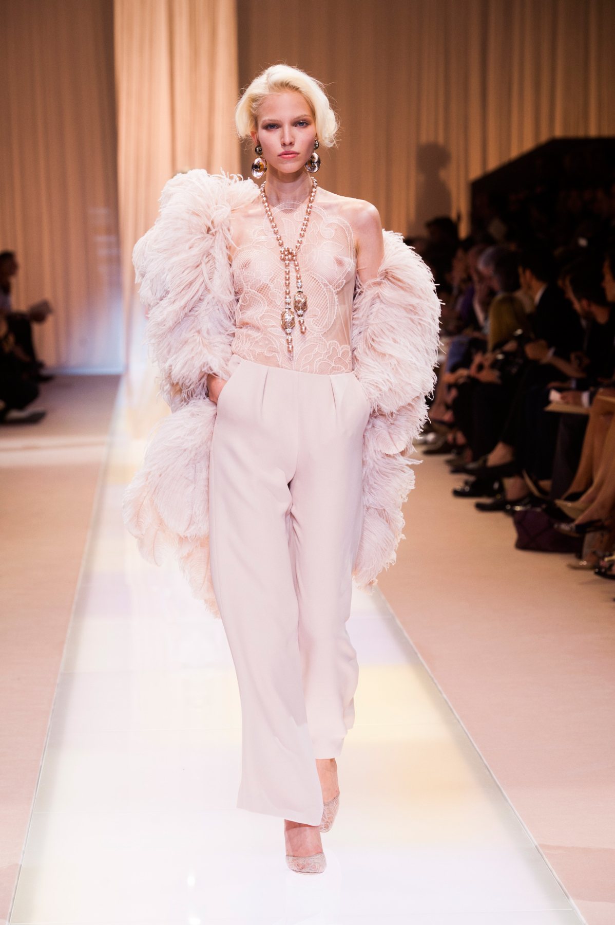desfile-giorgio-armani-paris-inverno2014hc-31