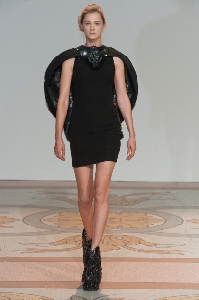 desfile-iris-van-herpen-paris-inverno2014hc-01