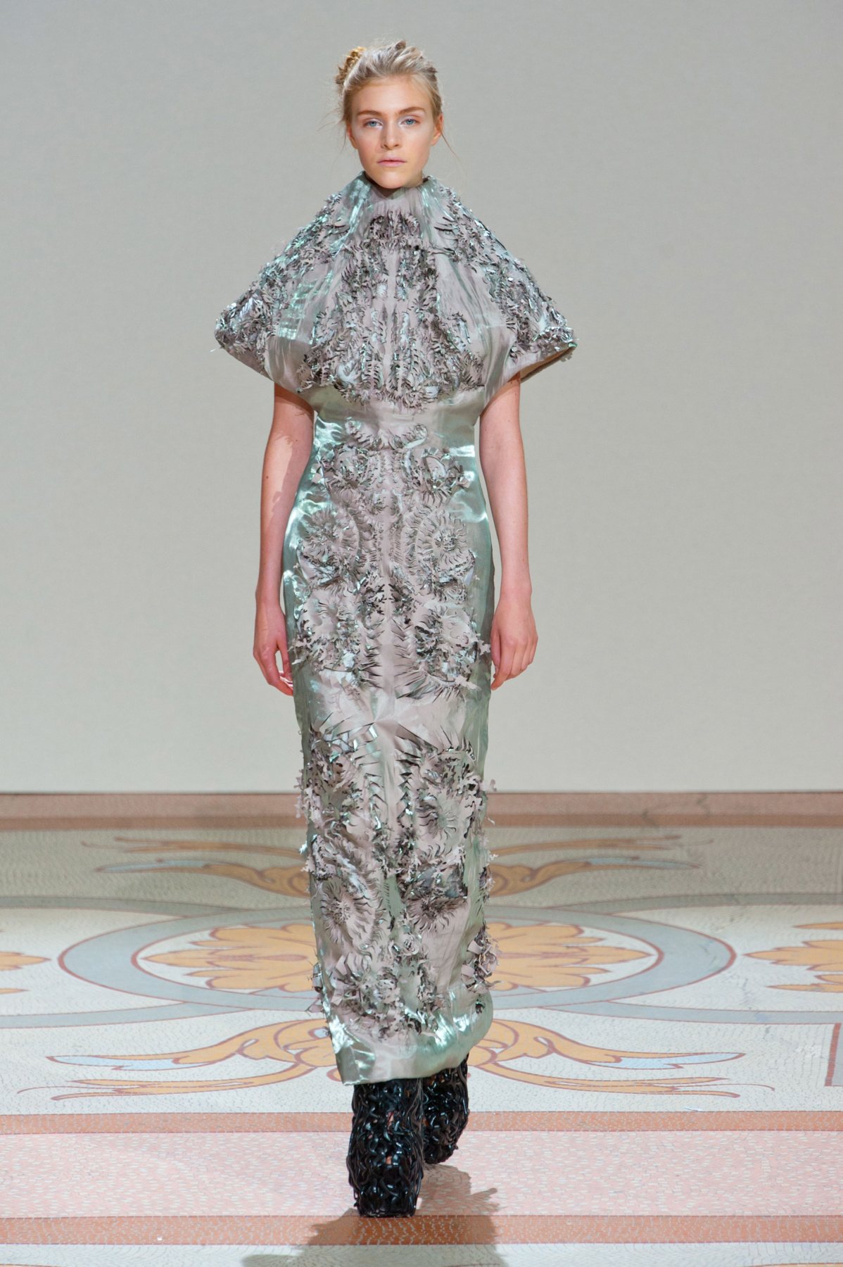 desfile-iris-van-herpen-paris-inverno2014hc-03