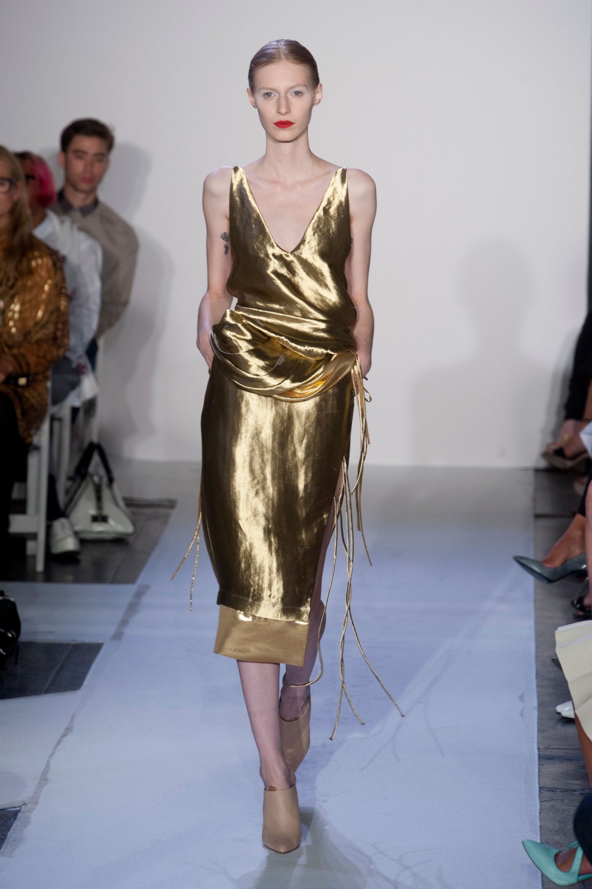 desfile-altuzarra-nova-york-verao-2014-035