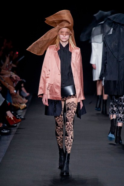 desfile-ann-demeulemeester-verao-2014-011