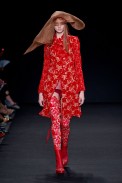 desfile-ann-demeulemeester-verao-2014-016