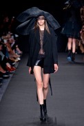desfile-ann-demeulemeester-verao-2014-023