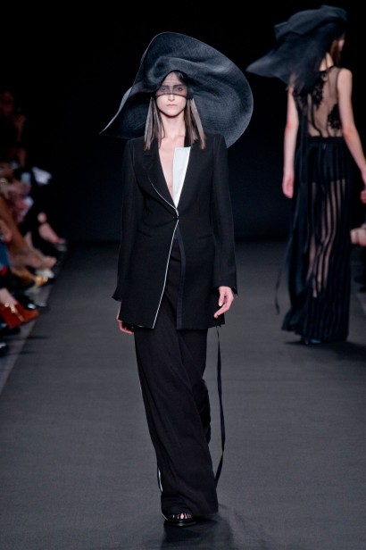desfile-ann-demeulemeester-verao-2014-031