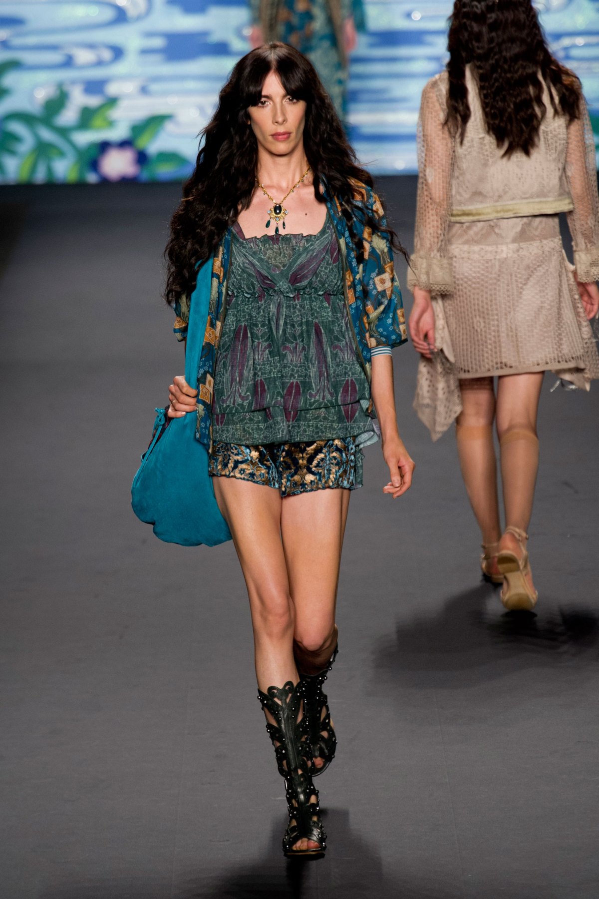 desfile-anna-sui-verao-2014-012