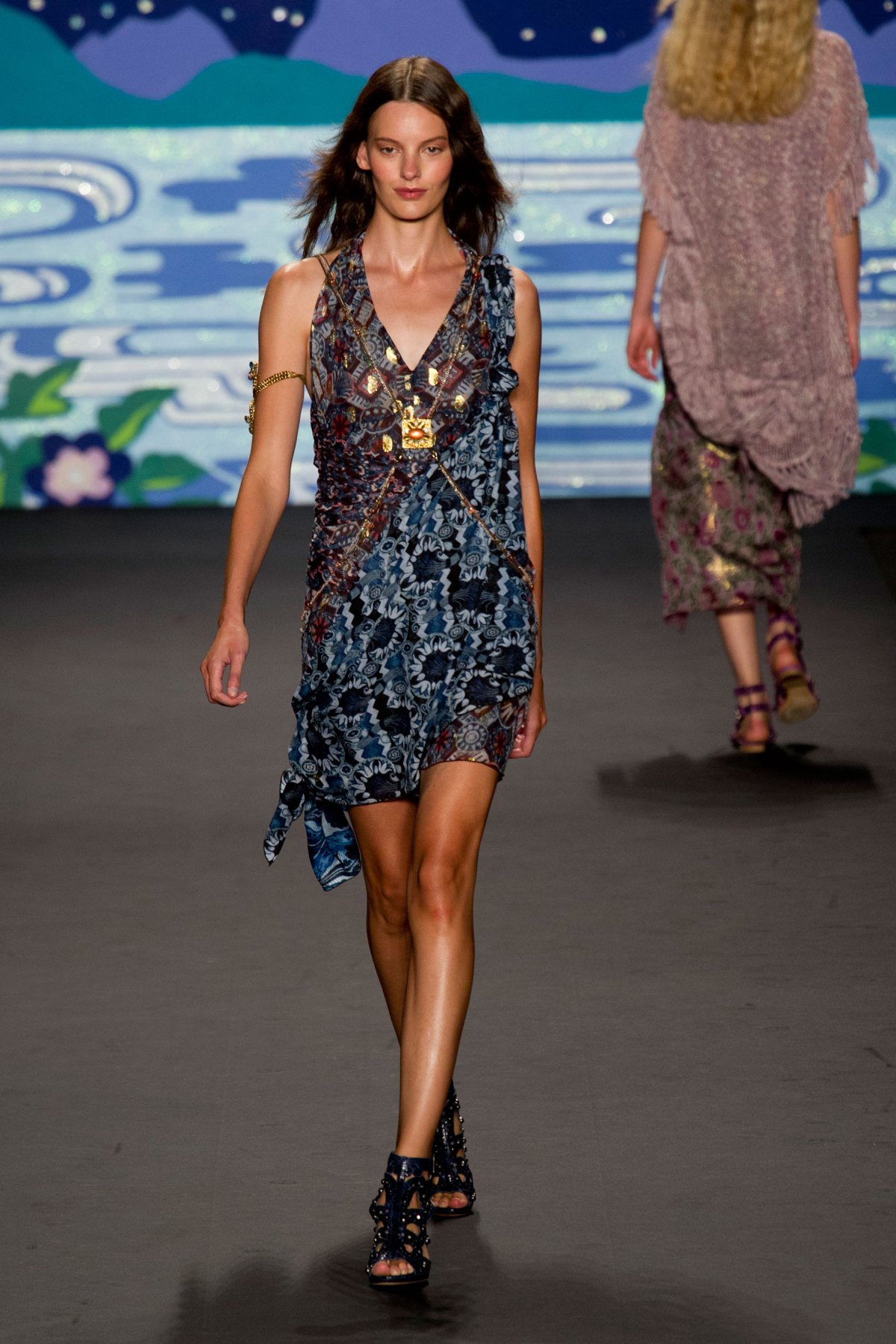 desfile-anna-sui-verao-2014-019