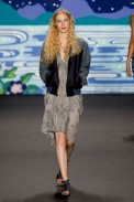 desfile-anna-sui-verao-2014-023