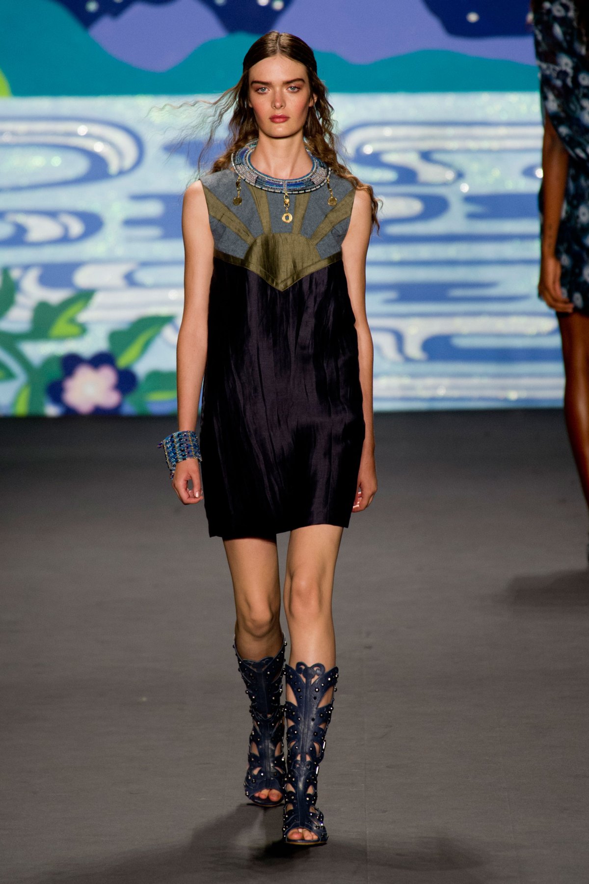 desfile-anna-sui-verao-2014-024