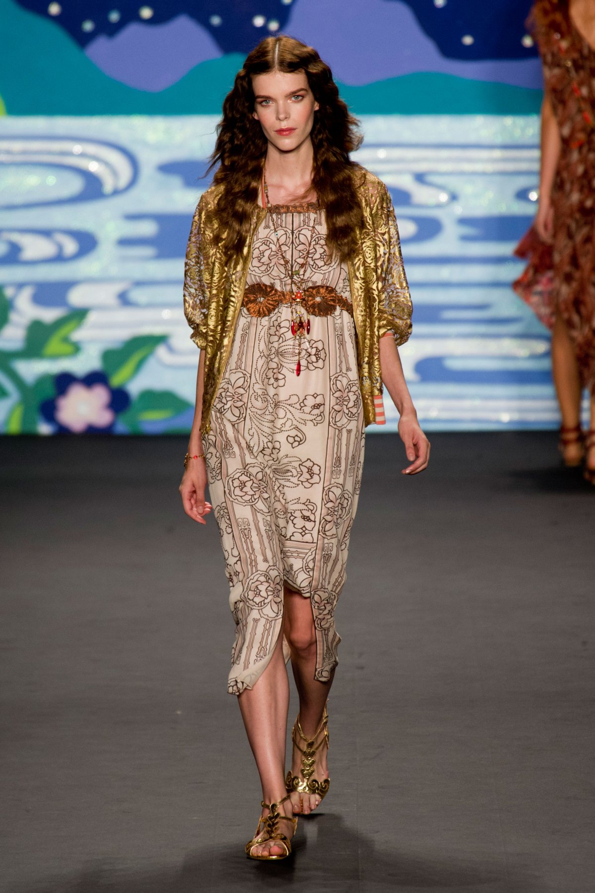 desfile-anna-sui-verao-2014-027