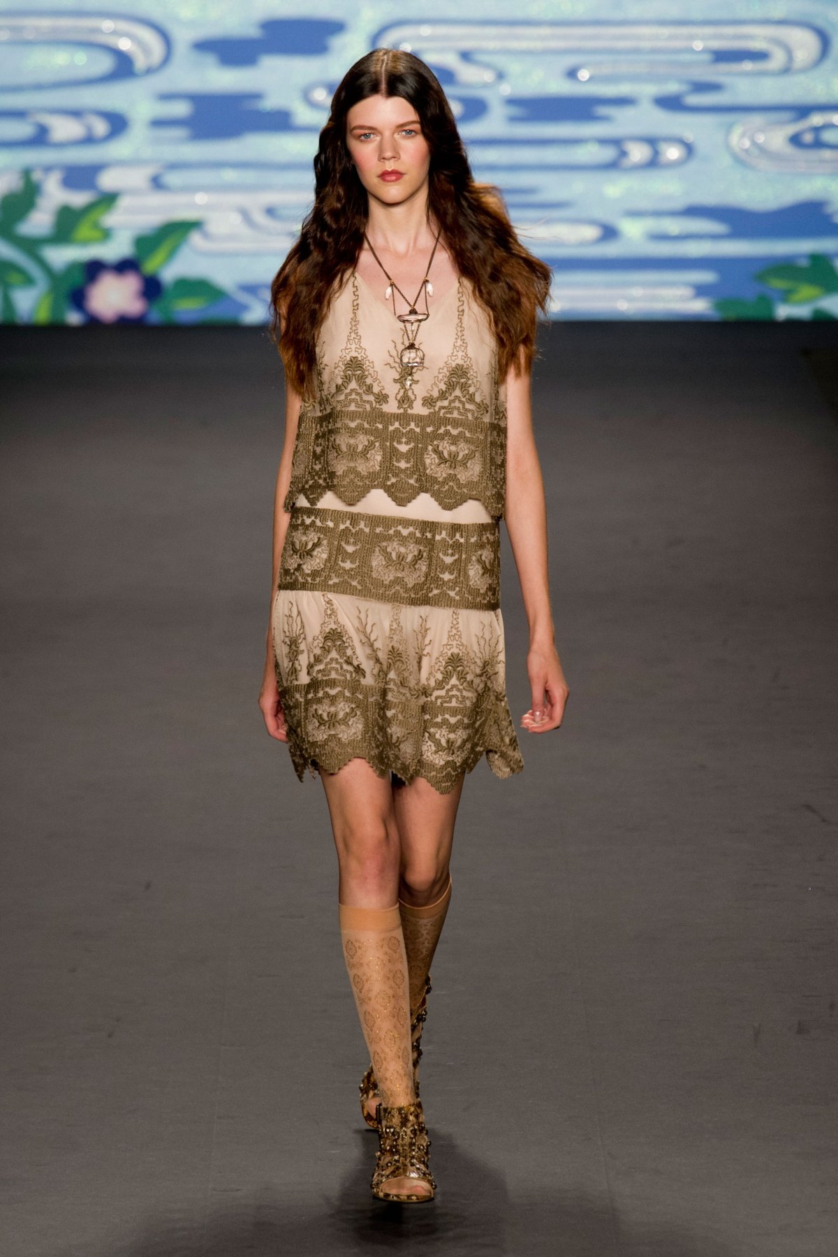 desfile-anna-sui-verao-2014-029