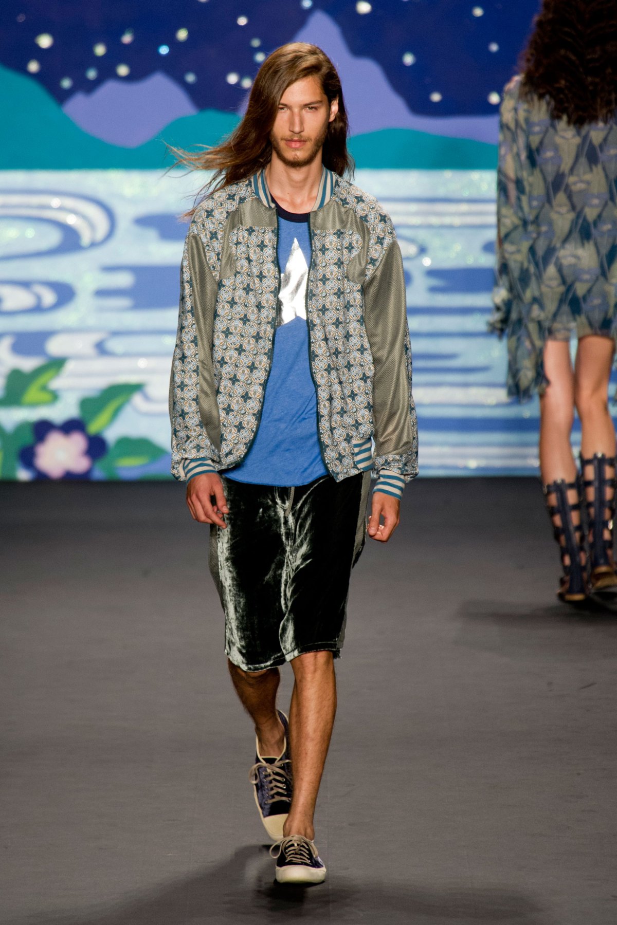 desfile-anna-sui-verao-2014-033