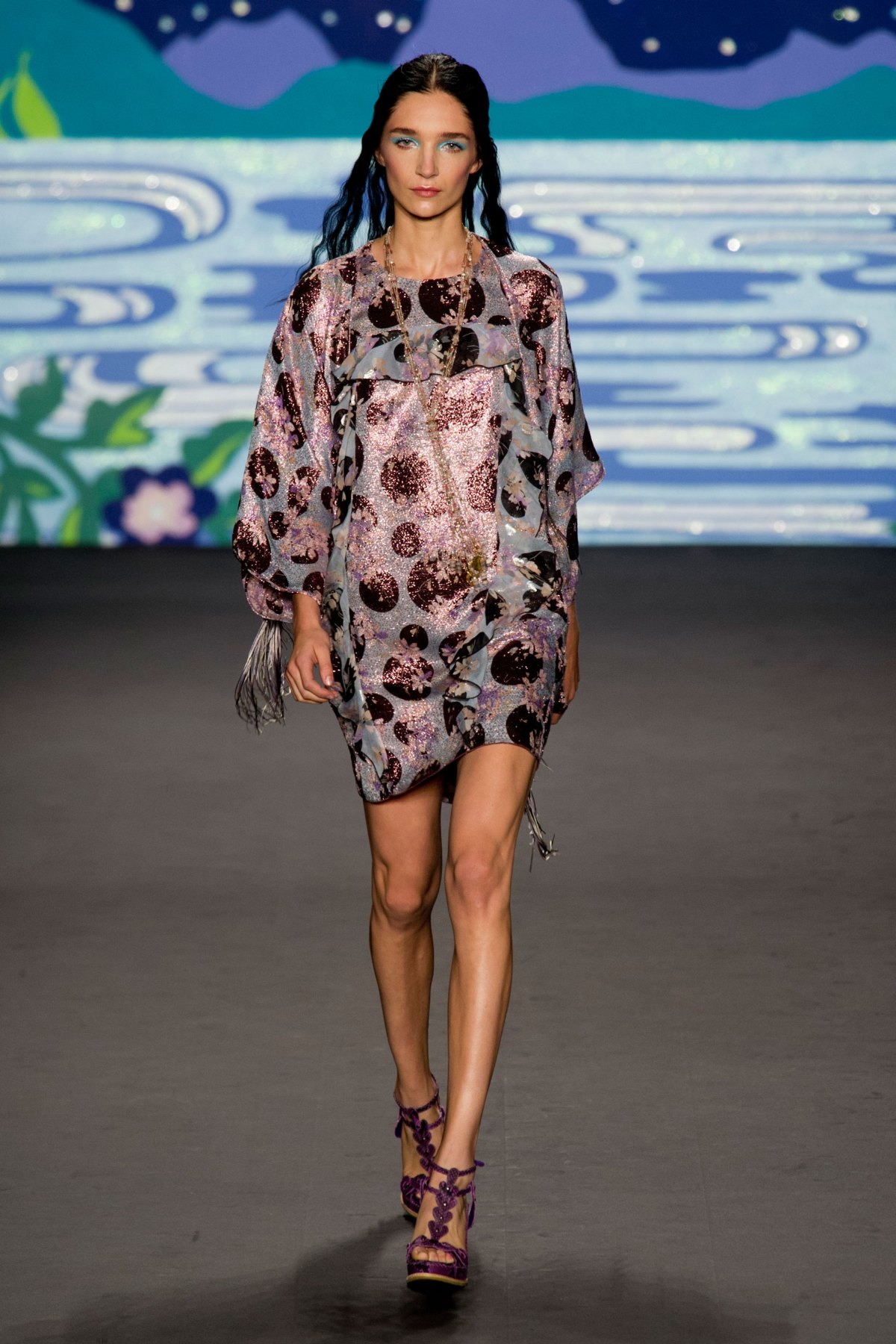 desfile-anna-sui-verao-2014-044