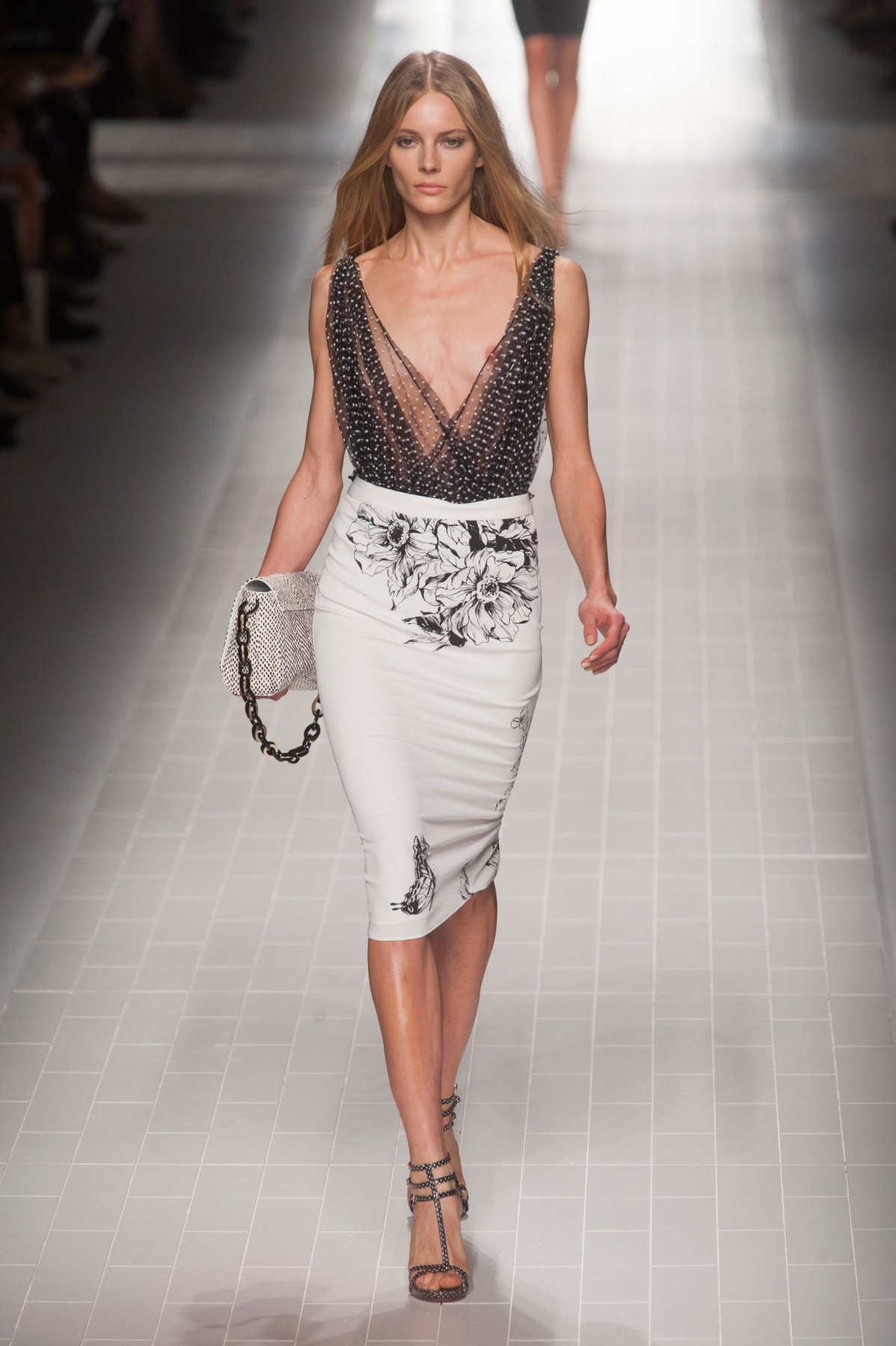 desfile-blumarine-verao-2014-026