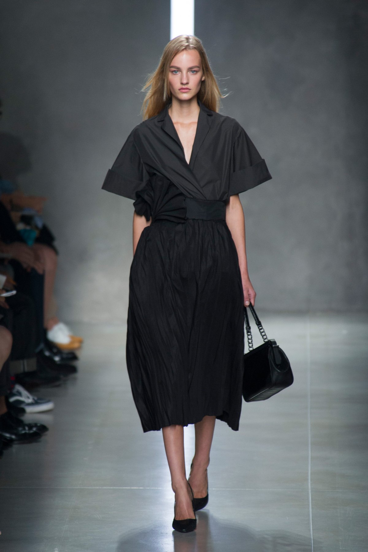 desfile-bottega-veneta-verao-2014-001