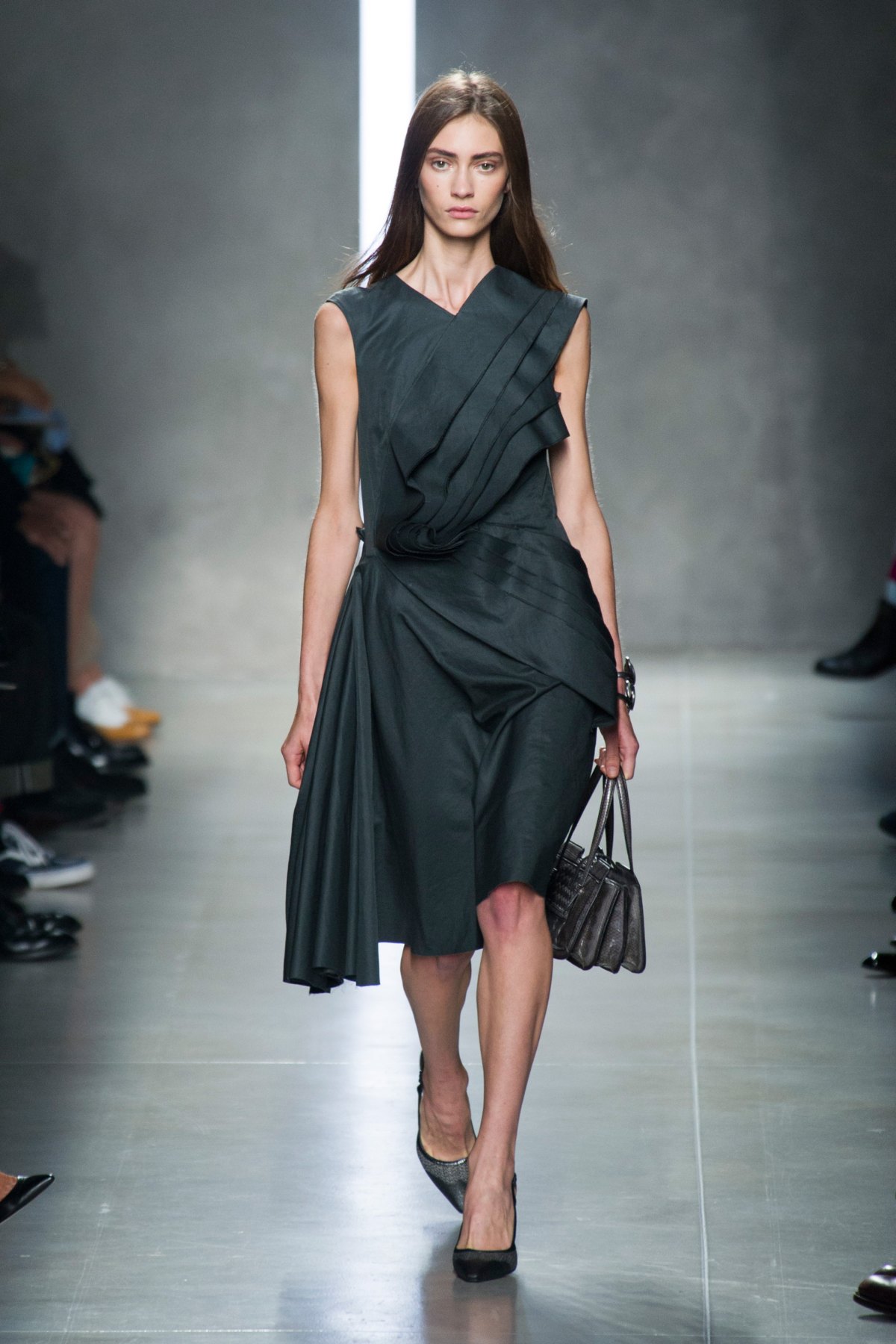 desfile-bottega-veneta-verao-2014-011