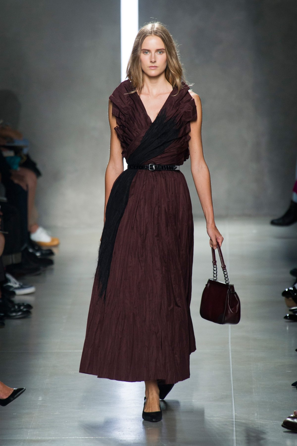 desfile-bottega-veneta-verao-2014-025