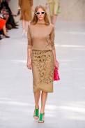 desfile-burberry-verao-2014-030