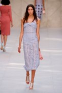 desfile-burberry-verao-2014-042