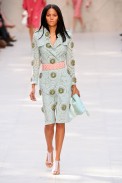 desfile-burberry-verao-2014-046
