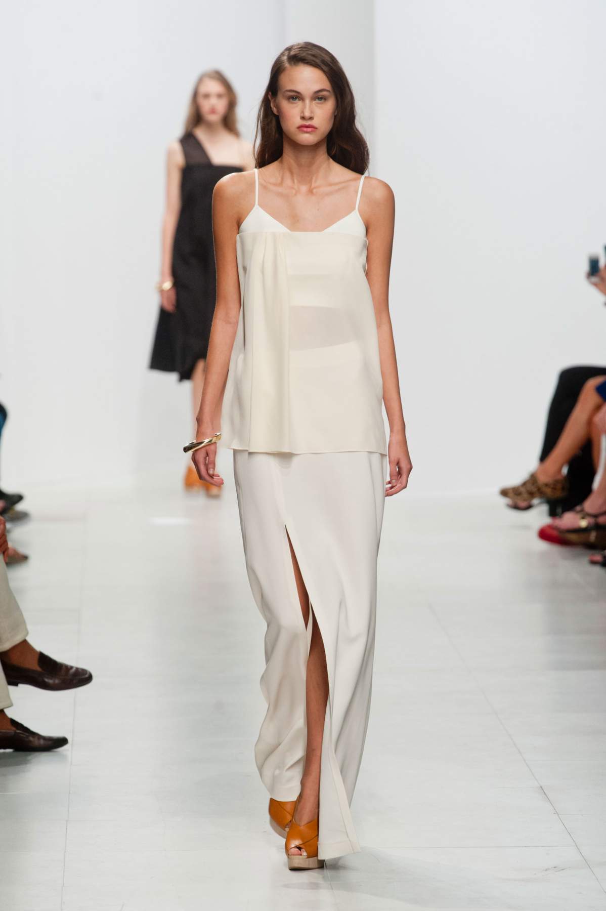 desfile-chalayan-paris-ss2014-26