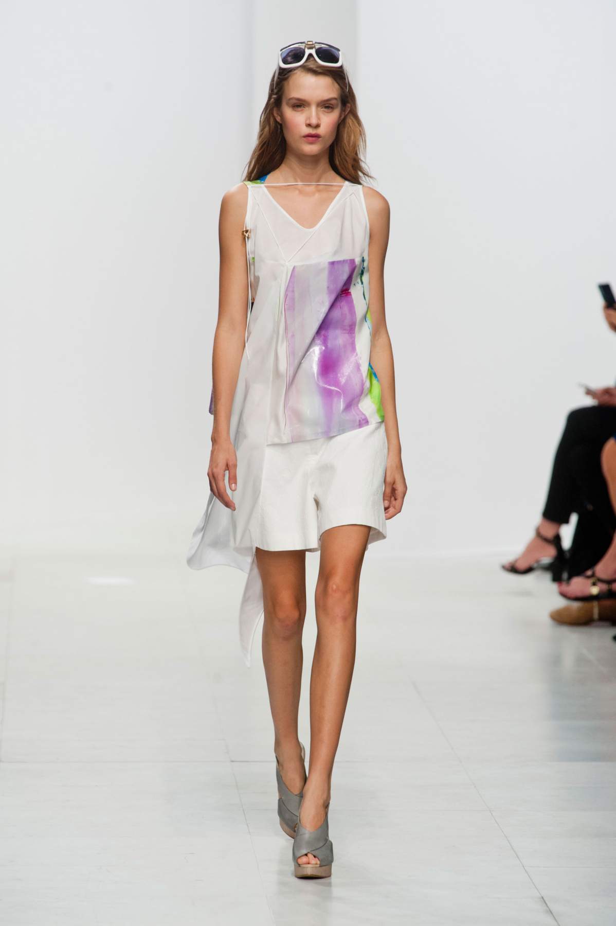 desfile-chalayan-paris-ss2014-30