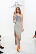 desfile-chalayan-paris-ss2014-36